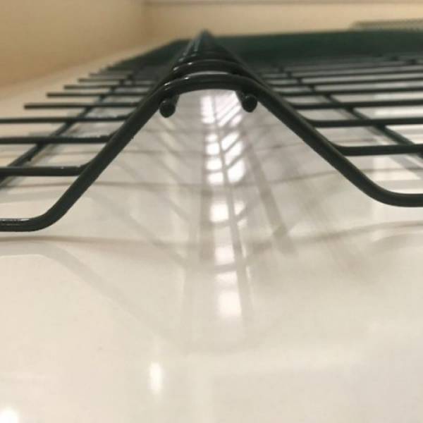 Siyah Boyalı Çit Teli